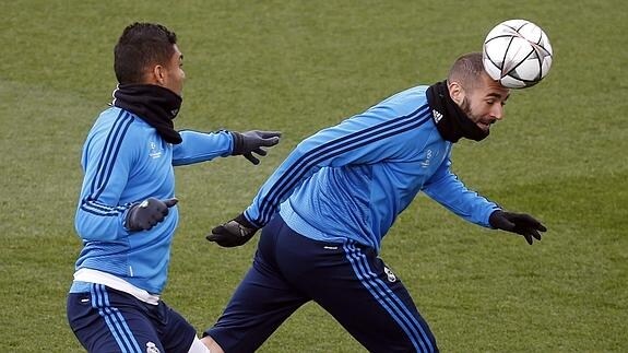 Benzema y Casemiro, en un entrenamiento. 