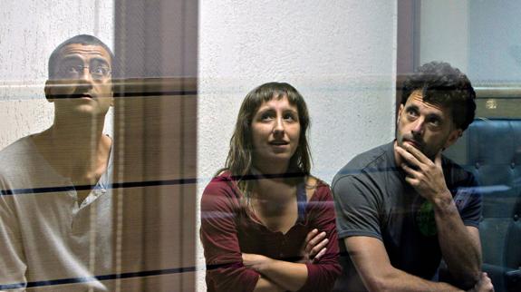 Iñigo Zapirain, Beatriz Etxebarria y Daniel Pastor.