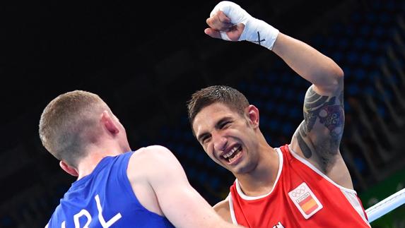 Carmona, celebra su triunfo. 