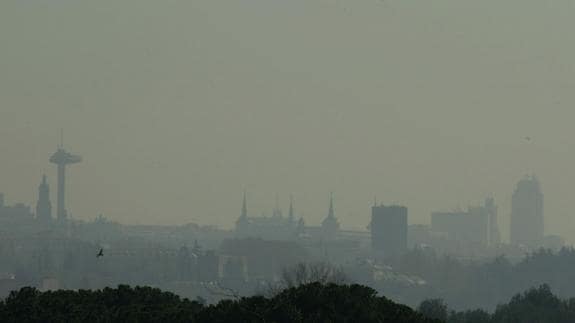 Madrid, envuelto por la contaminación. 