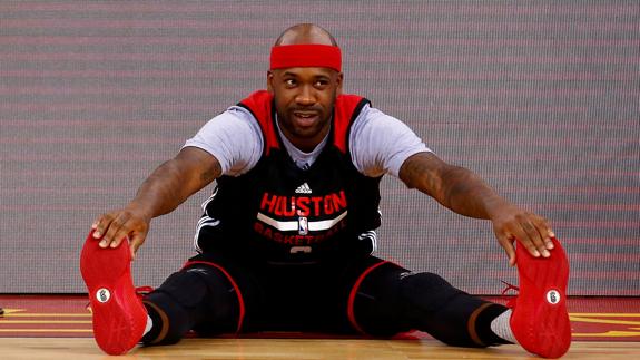 Bobby Brown, en un entrenamiento con los Rockets. 