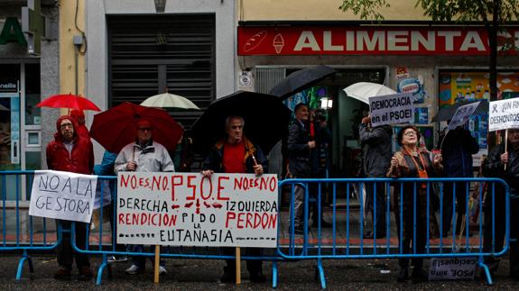 Imagen de los manifestantes en Ferraz.