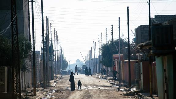 Una calle de un barrio oriental de Mosul (Irak).