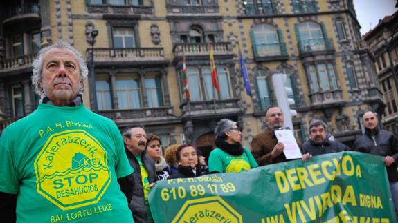 Manifestantes anti-desahucios.