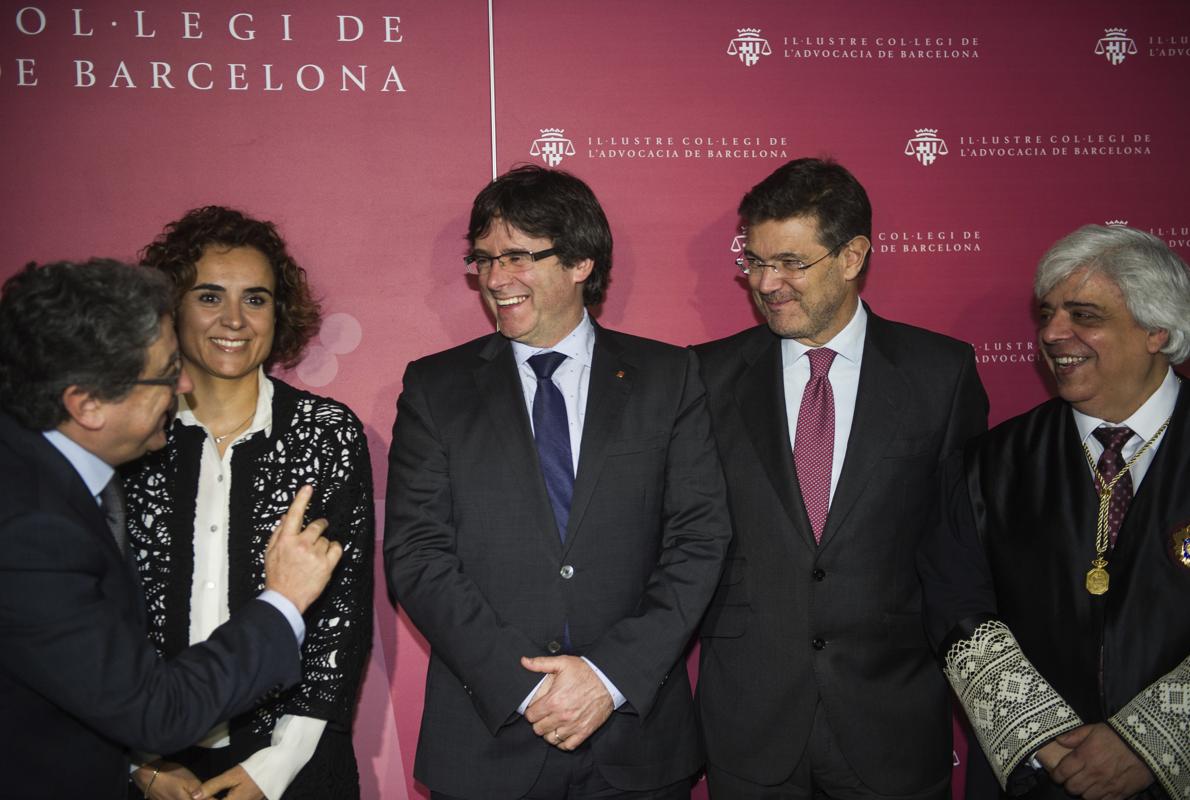 Enric Millo, Dolors Montserrat, Carles Puigdemont y Rafael Catalá.