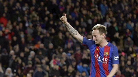 Rakitic celebra su gol. 