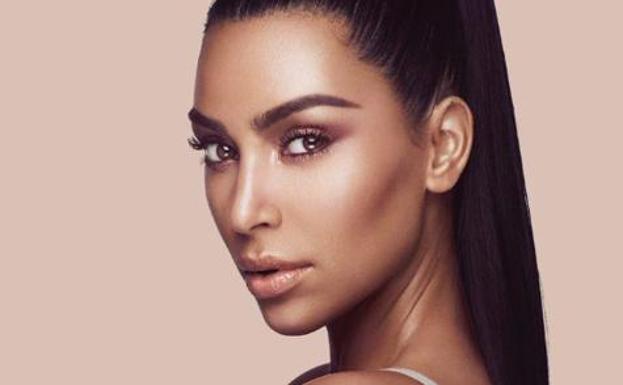 Kim Kardashian, en la imagen promocional 'blanqueada'.