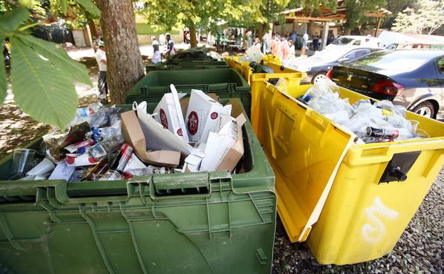 Contenedores de basura.