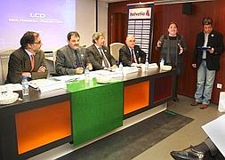 Asociaciones de argentinos en España piden a su gobierno ser la provincia 25
