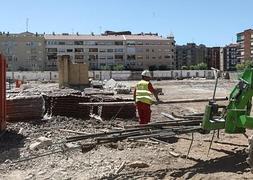 Imagen de archivo del derribo del antiguo Hospital Militar./DÍAZ URIEL