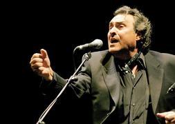 El corazón. José el de la Tomasa en una reciente actuación. ::     L. R.