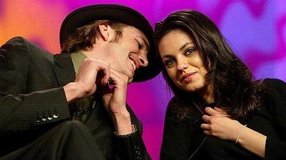 Ashton Kutcher y Mila Kunis esperan una niña