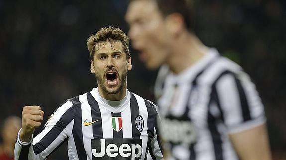 Llorente durante un partido