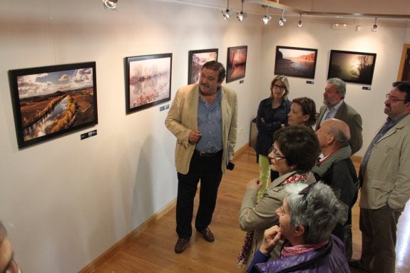 Inauguración, ayer, de la exposición en Alfaro. 