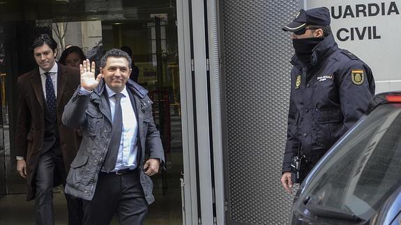 Cuevas sale de la Audiencia Nacional tras declarar por el 'caso Bárcenas'