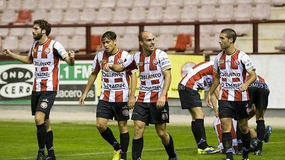  Partido entre la Sociedad Deportiva Logroñés y Varea.  