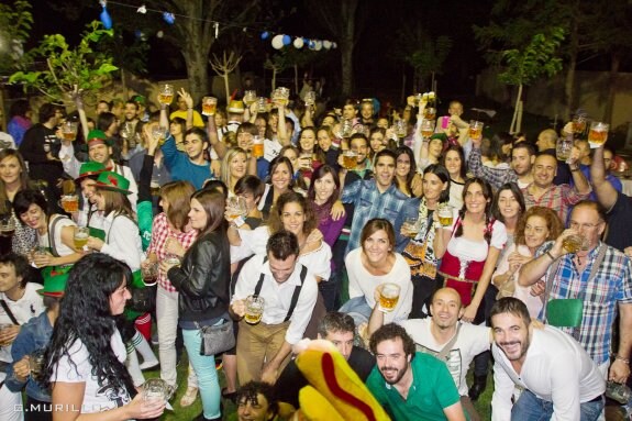 EL OKTOBERFEST DE LA SALLE REUNIÓ A 500 PARTICIPANTES