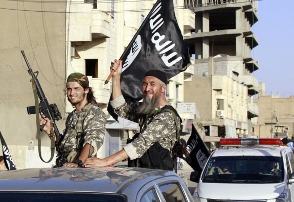 Milicianos del Estado Islámico, en su bastión de Raqqa. 