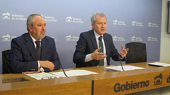 José Ignacio Nieto ha comparecido junto a Emilio del Río.