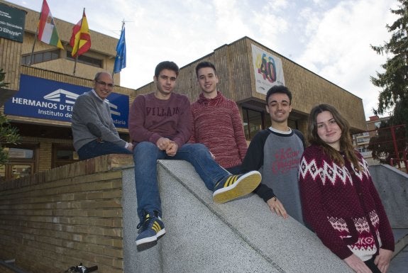 Un rincón especializado en deportes acuáticos