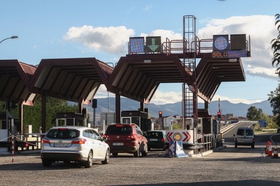 Las autopistas de peaje ven incrementado su uso en 2015
