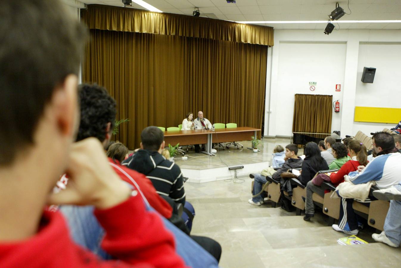 Los docentes riojanos, en la media nacional en sueldos brutos