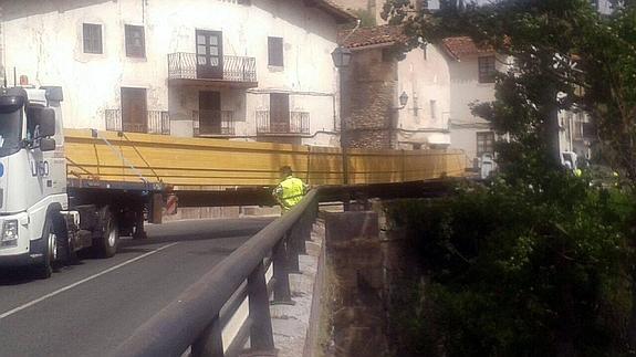 Puente sobre el Iregua en Villanueva de Cameros. 