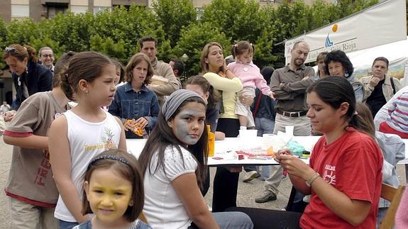 La plaza Primero de Mayo de Logroño acogió una celebración anterior de ACERI.