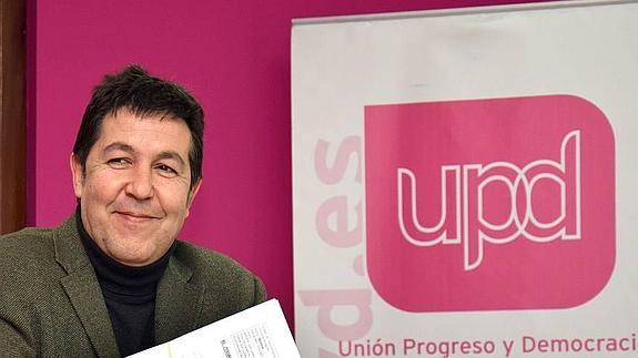 El coordinador de UPyD La Rioja, Emilio Sáez de Guinoa. 