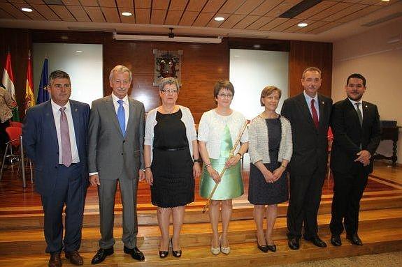 José Luis Segura, Cordón, Charo Preciado, Yolanda Preciado, López, Pérez Ligero y Adrián López. :: e.p.