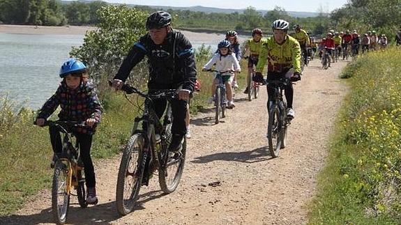 El V Día de la Bicicleta recorrerá este domingo los Sotos del Ebro en ambiente familiar