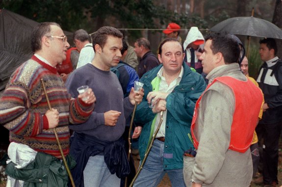 1998, Marcha Hoyos de Iregua: Ceniceros, Escobar y Sanz