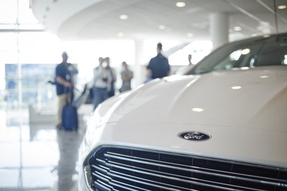 Los coches Ford aparcan más fácil