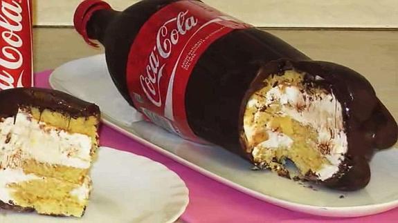 Cómo transformar una botella de Coca Cola en un bizcocho