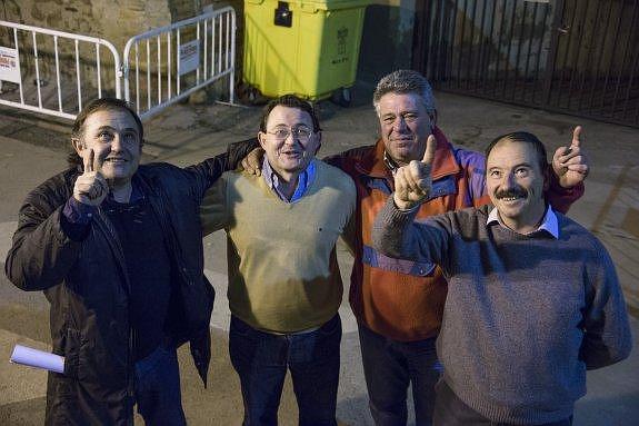 Buta, Chino, Canuto y 'PJ' miran al mismo cielo en el que vieron aquel extraño objeto volante