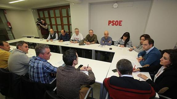 Luena pide la implicación de los poderes políticos