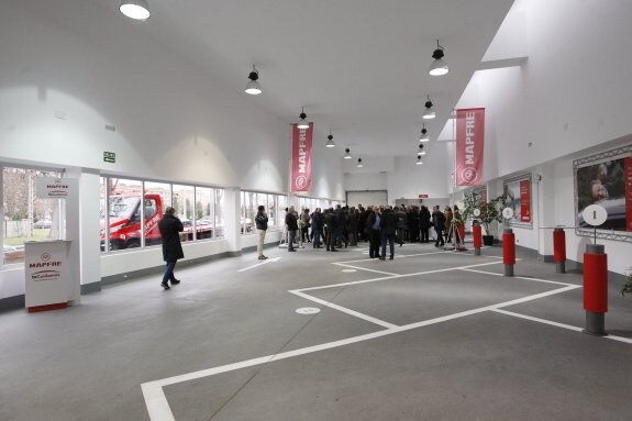 El nuevo centro de Mapfre de atención a vehículos. :: j. rodríguez