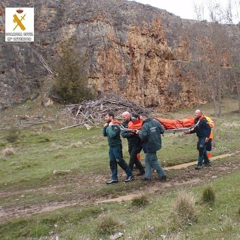 Rescatada una riojana tras caer desde una altura de cinco metros en Segovia