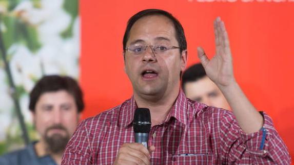 El secretario de Organización del PSOE César Luena. 