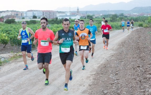 Momento de la pasada edición de la Fuchutrail. :: sonia tercero