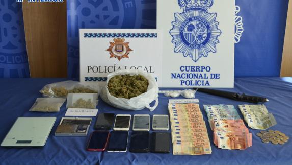 Desmantelado un punto de venta de marihuana y cocaína en Logroño