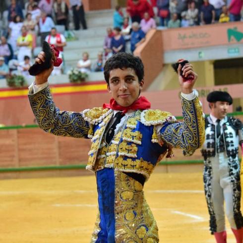 Leo Valádez y Bastonito de Baltasar Ibán revientan la feria de Arnedo