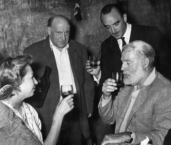 Gran gourmet. Hemingway encontró en La Rioja el disfrute de los grandes vinos.