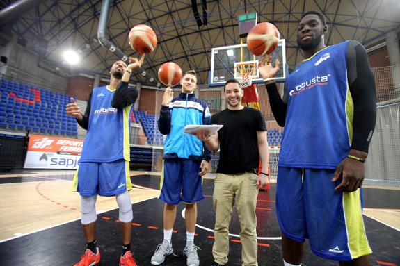 Andre Norris, Seger Bonifant, Marcus y Tunde Olumuyiwa, en el Palacio de los Deportes de La Rioja. 