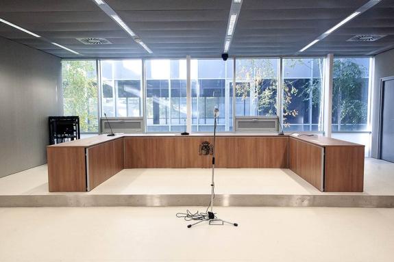 Una de las salas de vistas, ya casi lista para empezar a funcionar