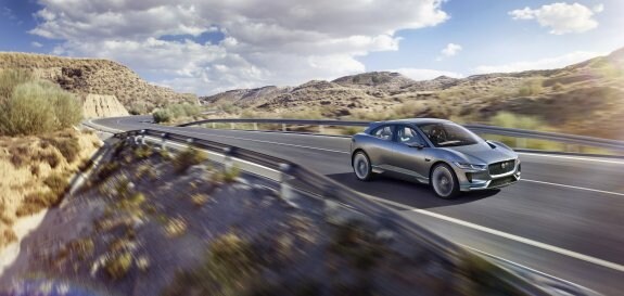 El nuevo Jaguar eléctrico se podrá ver sobre el asfalto en 2018. :: L.R.M.
