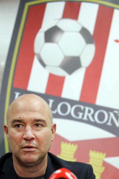 Rafa Berges, nuevo entrenador de la UD Logroñés. :: justo rodríguez