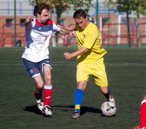 Las Gaunas y Yagüe, en un partido anterior, perdieron el domingo. d.u.