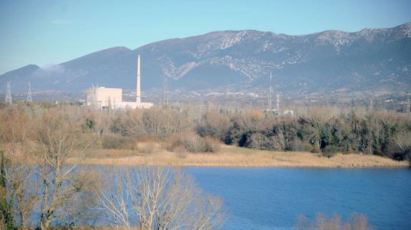 Las centrales nucleares operativas aportan más del 20% de la electricidad española