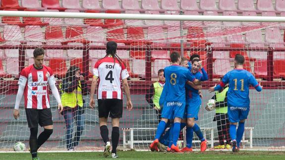 El Calahorra es el líder